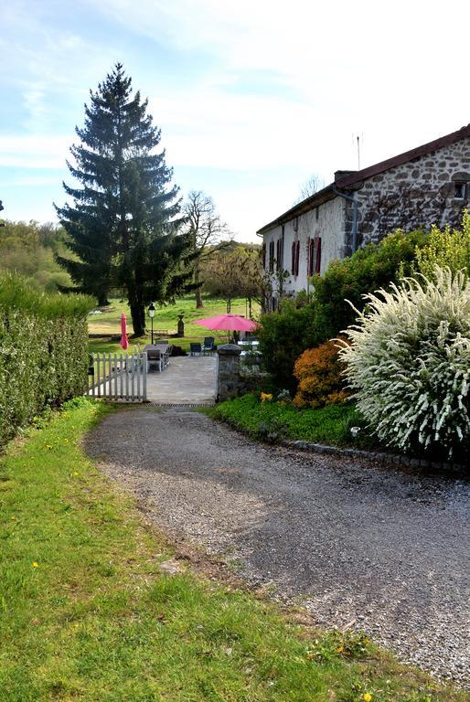 Les Vergnes Saint-Pardoux-le-Neuf Exterior foto